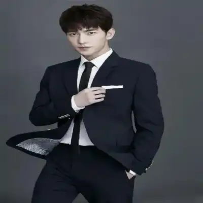 梁芳坤